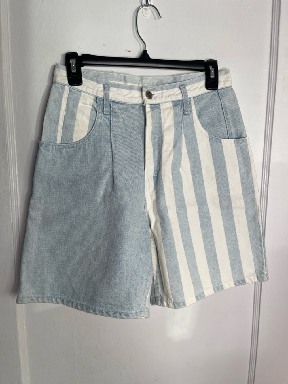 Vintage Whooz Blooz Jeans Shorts Striped Pleats Long Inseam Cotton 90s Denim